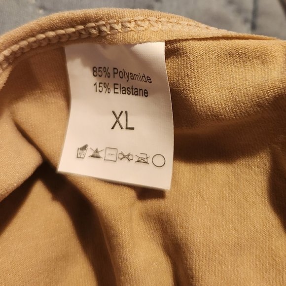 Shapewear - Picture 2 of 4